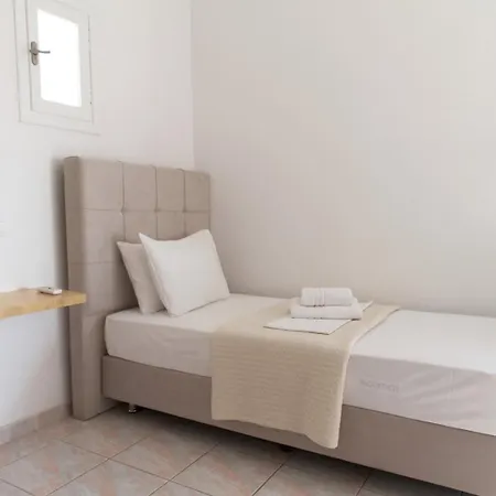 Sorokos Koufonissia Hotel